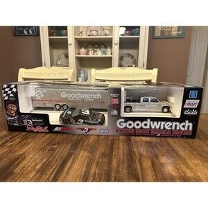 Dale Earnhardt #3 Goodwrench 1:25 Crew Cab Truck/Trailer Lumina Rare Silver